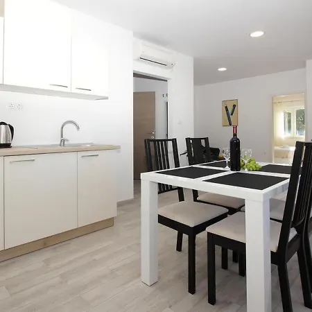 Modern Near Cavtat Апартаменты *