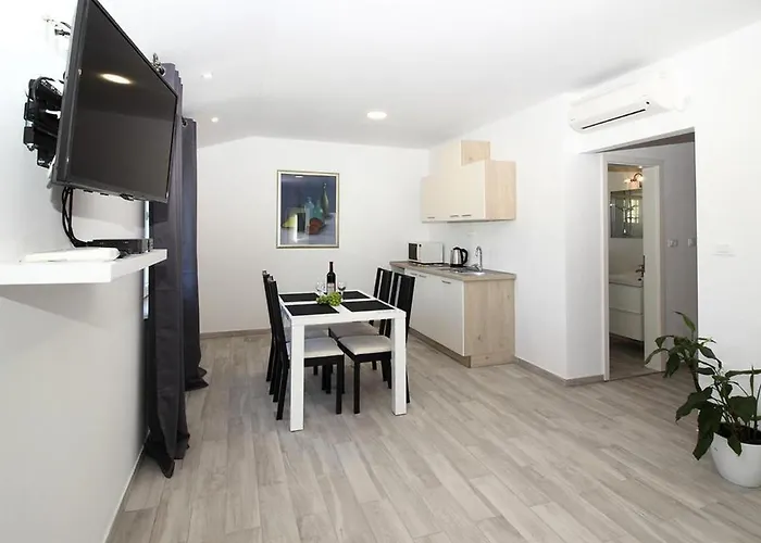 Modern Near Cavtat * Mocici