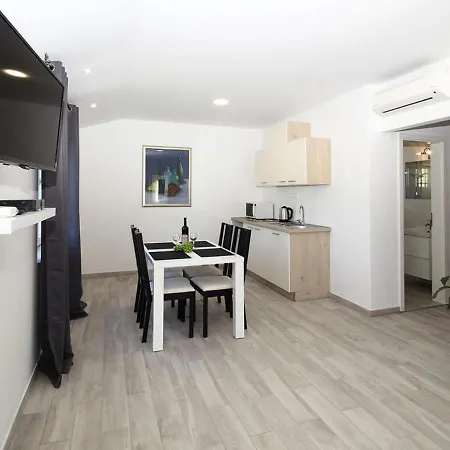 Modern Near Cavtat * Mocici