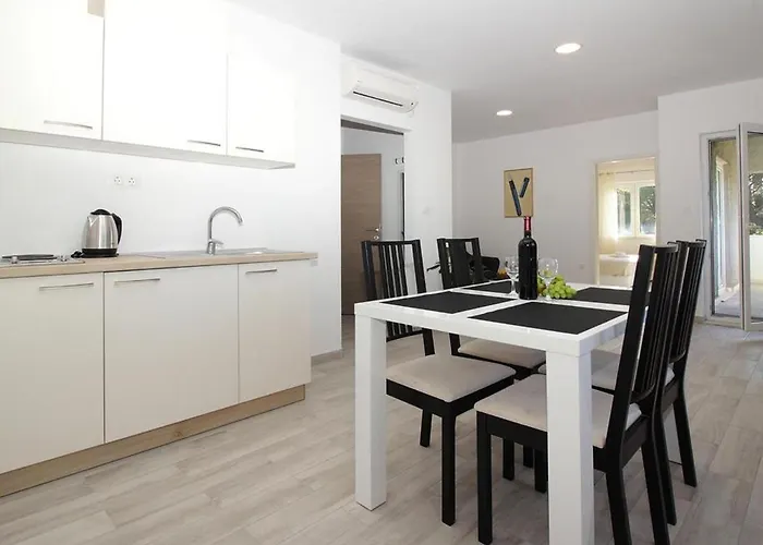Modern Near Cavtat アパート *