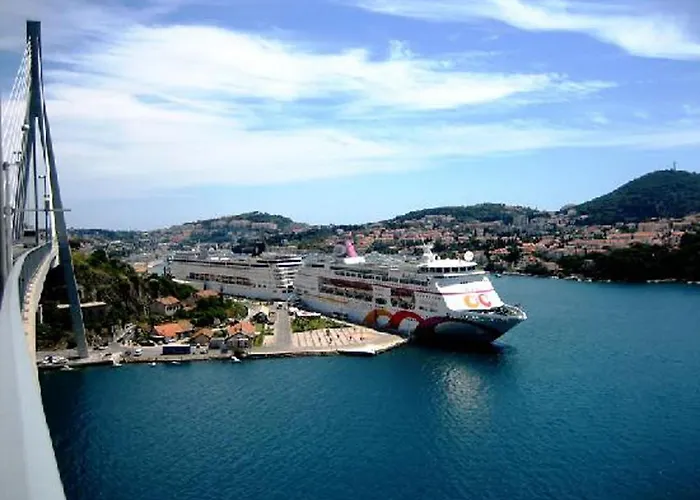 アパート Modern Near Cavtat Močići